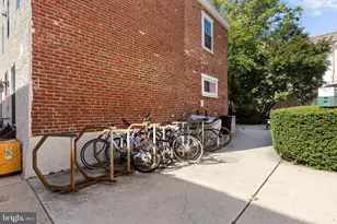 1027 N 4th St, Philadelphia, PA 19123 - Photo 13