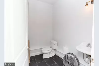 2427 Frankford Avenue, Philadelphia, PA 19125 - Photo 7