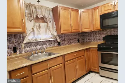 1534 S Woodstock Street, Philadelphia, PA 19146 - Photo 9