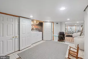 1522 Brown St, Philadelphia, PA 19130 - Photo 17