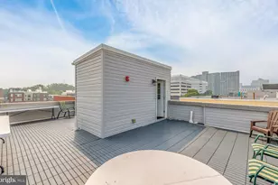 327 N 40th St, Philadelphia, PA 19104 - Photo 5