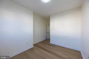 1715 S 16th St, Philadelphia, PA 19145 - Photo 17