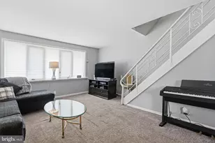2755 Rhawn St, Philadelphia, PA 19152 - Photo 3