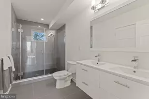 2544 S 2nd St, Philadelphia, PA 19148 - Photo 5