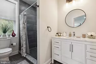 1215 S 23rd St, Philadelphia, PA 19146 - Photo 15