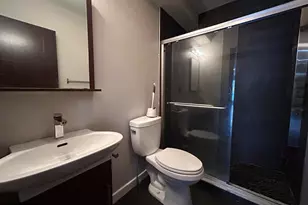 1702 N 18th St, Philadelphia, PA 19121 - Photo 5