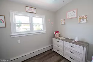 308 Chandler St, Philadelphia, PA 19111 - Photo 23