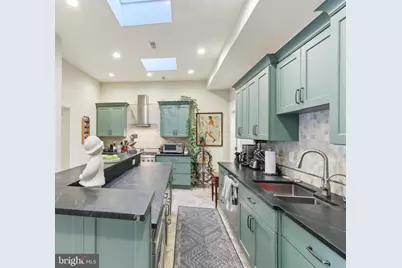 135 E Allen Street, Philadelphia, PA 19125 - Photo 5