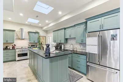 135 E Allen Street, Philadelphia, PA 19125 - Photo 1