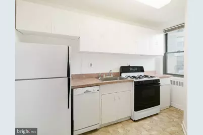 2601 Pennsylvania Avenue #202, Philadelphia, PA 19130 - Photo 3