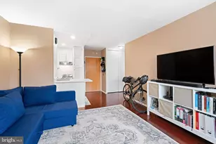 2101 Chestnut St, Philadelphia, PA 19103 - Photo 1