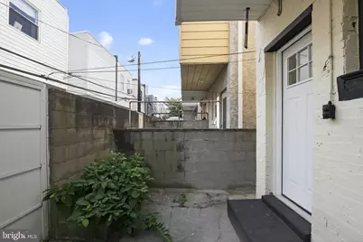 2323 S Bancroft Street, Philadelphia, PA 19145 - Photo 17