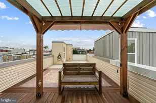 2041 E Sergeant St, Philadelphia, PA 19125 - Photo 29