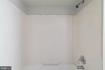 7016 Woodland Avenue, Philadelphia, PA 19142 - Photo 5