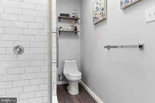 2327 Gerritt St, Philadelphia, PA 19146 - Photo 17