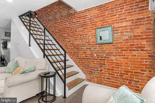 2327 Gerritt St, Philadelphia, PA 19146 - Photo 5