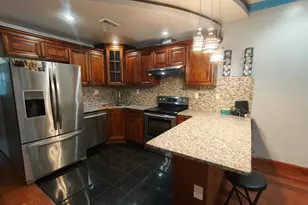 1106 Wallace St, Philadelphia, PA 19123 - Photo 3