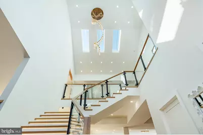 9402 Meadowbrook Avenue, Philadelphia, PA 19118 - Photo 11