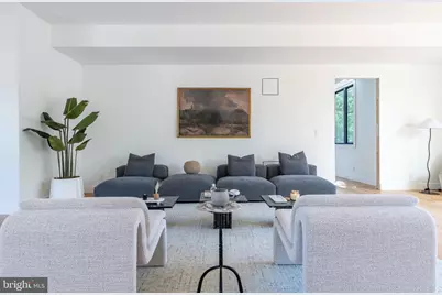 9402 Meadowbrook Avenue, Philadelphia, PA 19118 - Photo 11