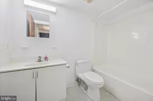 2201 Cherry St, Philadelphia, PA 19103 - Photo 17