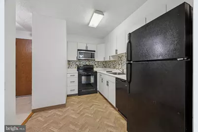 2201 Cherry Street #204, Philadelphia, PA 19103 - Photo 7