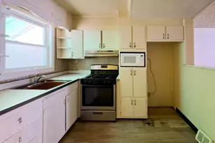 2123 S Mole St, Philadelphia, PA 19145 - Photo 7