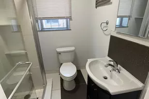 1221 Snyder Ave, Philadelphia, PA 19148 - Photo 13