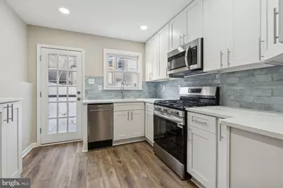 2324 S Alder Street, Philadelphia, PA 19148 - Photo 9