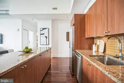 1101 Locust Street #4E, Philadelphia, PA 19107 - Photo 7