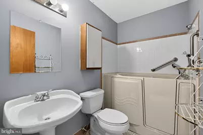 2111 N 18th Street, Philadelphia, PA 19121 - Photo 21