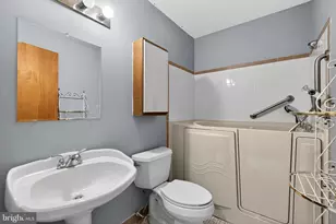 2111 N 18th St, Philadelphia, PA 19121 - Photo 21