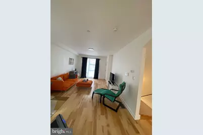 924 N 15th Street, Philadelphia, PA 19130 - Photo 3