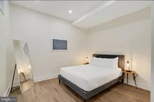 150 S Independence Mall W, Philadelphia, PA 19106 - Photo 17