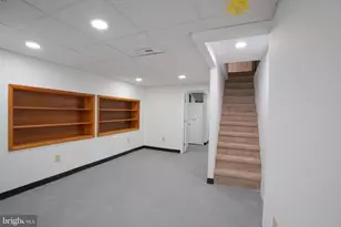 2306 S Woodstock St, Philadelphia, PA 19145 - Photo 19