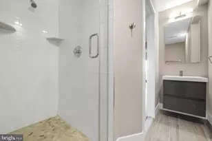 1223 N 25th St, Philadelphia, PA 19121 - Photo 15