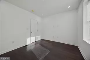 1406 S 28th St, Philadelphia, PA 19146 - Photo 17