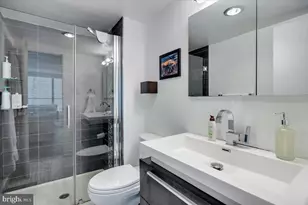 224 W Rittenhouse Square, Philadelphia, PA 19103 - Photo 11