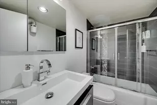 224 W Rittenhouse Square, Philadelphia, PA 19103 - Photo 13