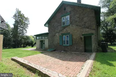 5925 Devon Place, Philadelphia, PA 19138 - Photo 3