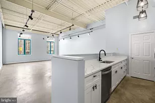 232 W Girard Ave, Philadelphia, PA 19123 - Photo 11