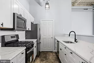 232 W Girard Ave, Philadelphia, PA 19123 - Photo 13