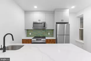 6049 Elmwood Ave, Philadelphia, PA 19142 - Photo 7