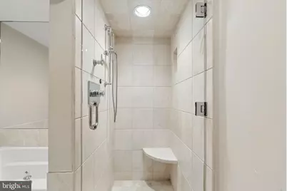 2301 Cherry Street #5F, Philadelphia, PA 19103 - Photo 17