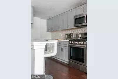 528 Manning Walk #7, Philadelphia, PA 19106 - Photo 13