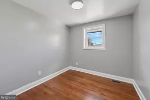 1319 Patrick Henry Pl, Philadelphia, PA 19122 - Photo 11