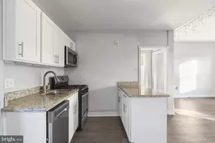 1735 W Oxford St, Philadelphia, PA 19121 - Photo 5