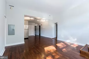 2619 South St, Philadelphia, PA 19146 - Photo 7