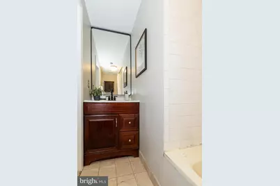 1903 Spruce Street #3E, Philadelphia, PA 19103 - Photo 31