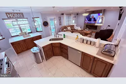 8905 Springview Road, Philadelphia, PA 19115 - Photo 33