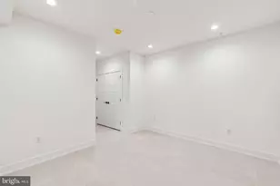 1214 E Susquehanna Ave, Philadelphia, PA 19125 - Photo 19